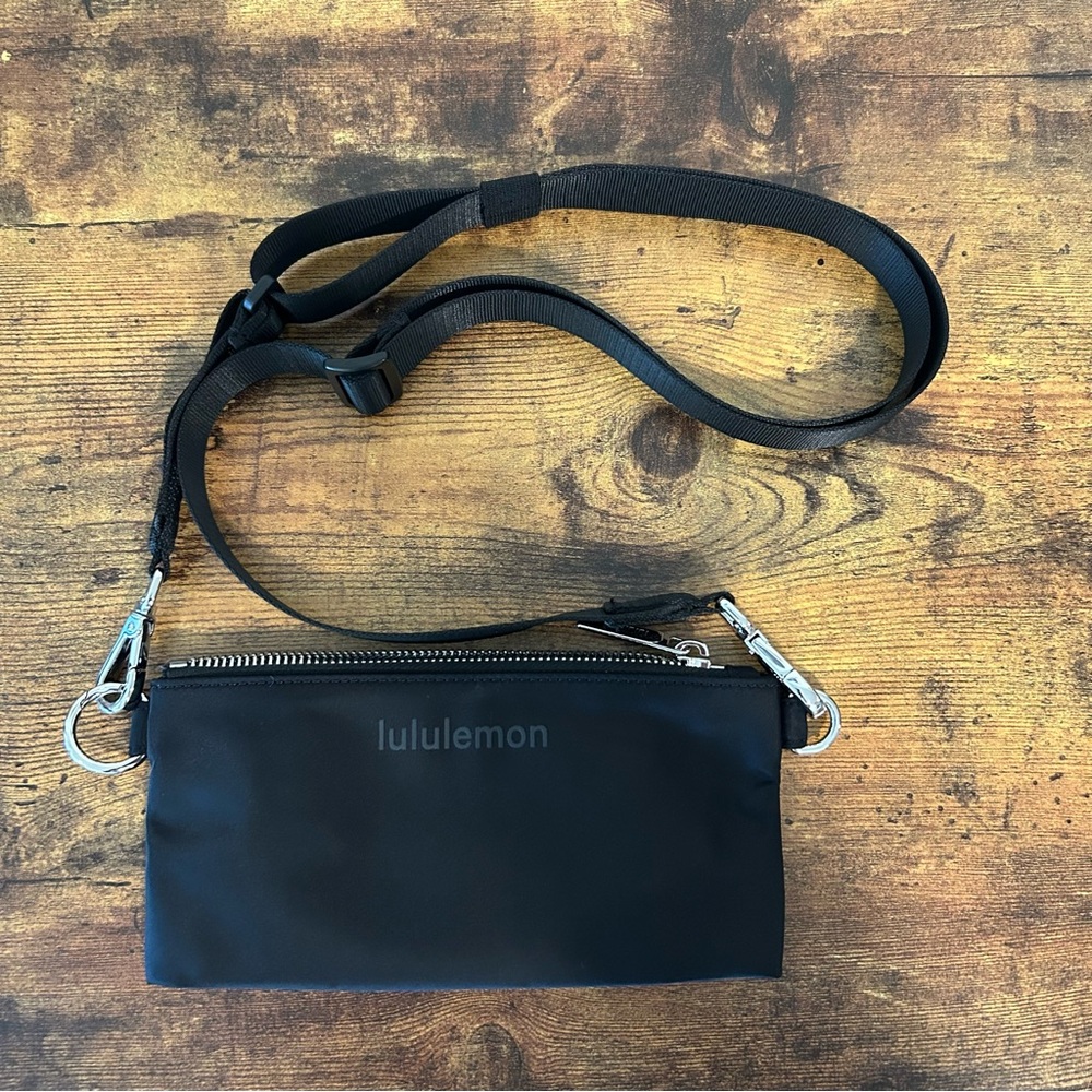 lululemon athletica Black Belt / 2 way shoulder Bag